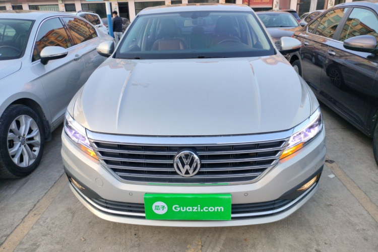 大众 朗逸 2019款 280TSI DSG豪华版 国VI车身外观2