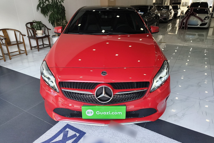 奔驰A级(进口) 2017款 改款 A 200 动感型车身外观6001