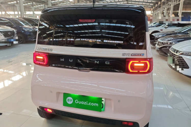 五菱汽车 宏光MINIEV 2021款 马卡龙臻享款 磷酸铁锂车身外观6