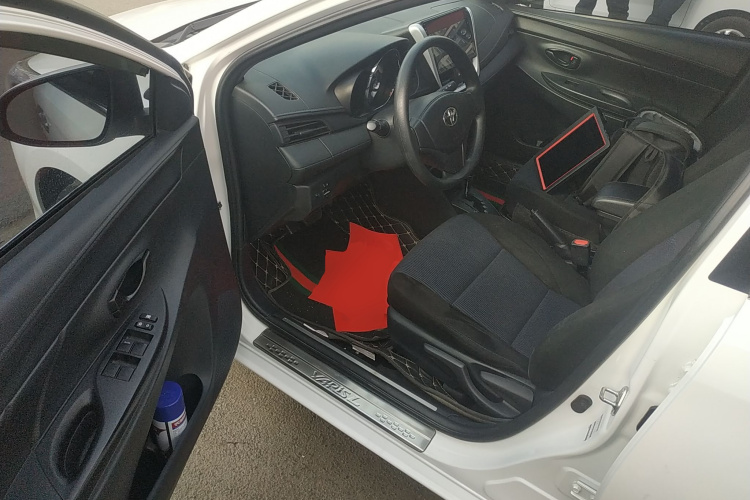 丰田 YARiS L 致享 2017款 1.5E CVT魅动版中控内饰20