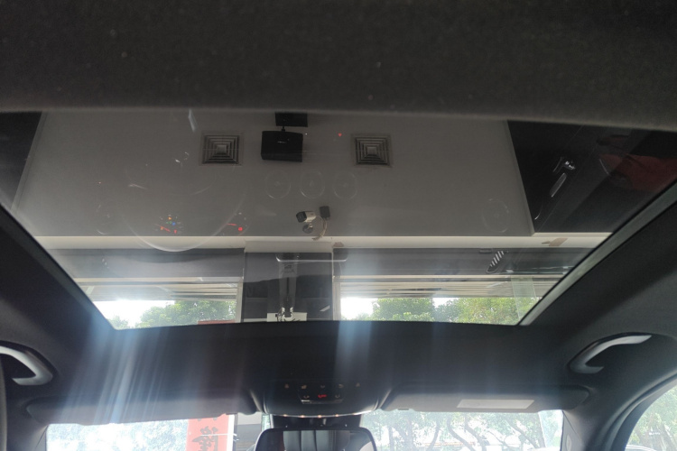 奔驰GLC 2016款 GLC 300 4MATIC 动感型中控内饰22