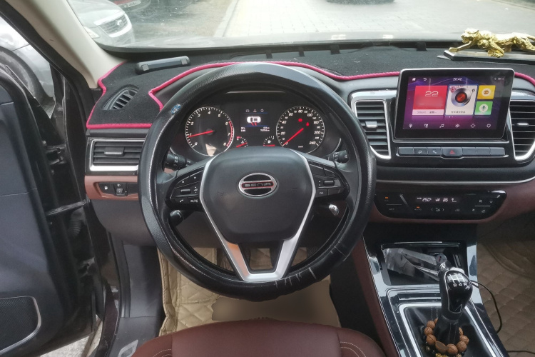 一汽 森雅R9 2018款 1.2T 手动豪华智尚型中控内饰13