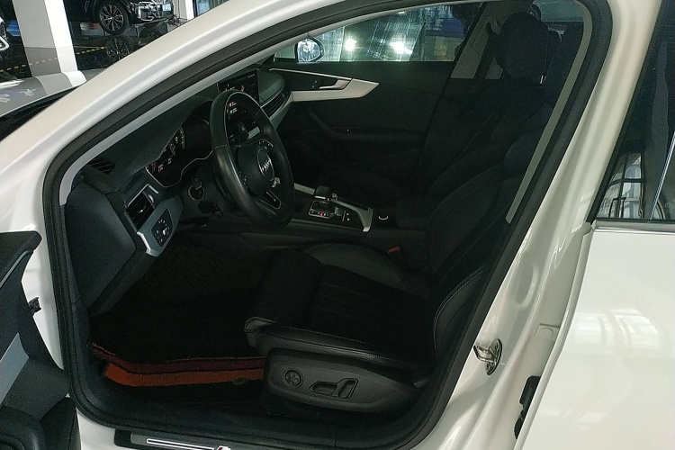 奥迪A4L 2022款 40 TFSI 时尚动感型局部细节19