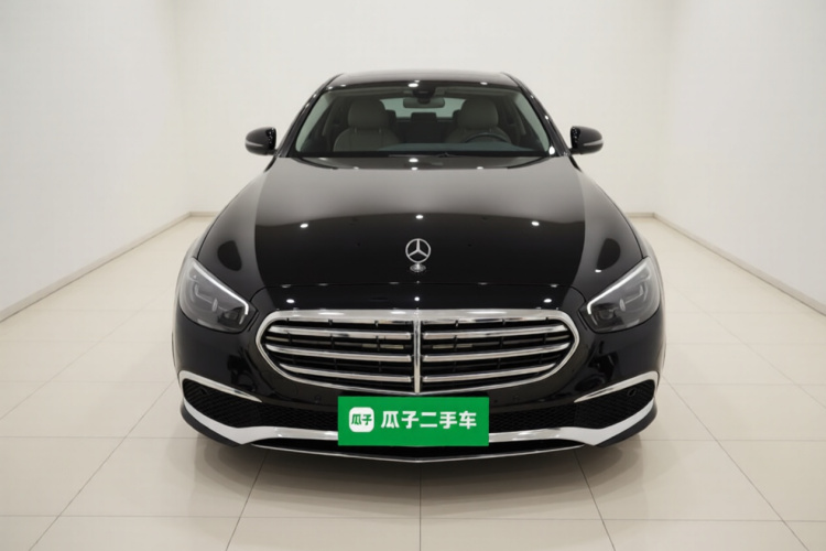 奔驰E级 2021款 E 260 L车身外观2