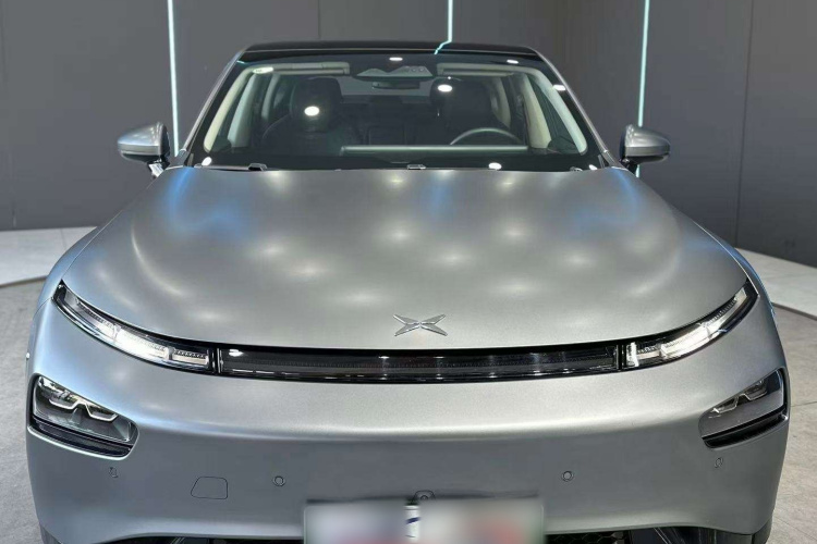 小鹏P7 2020款 670E车身外观6002