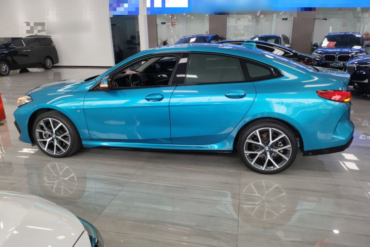 宝马2系(进口) 2021款 225i 四门轿跑车 M运动曜夜套装车身外观4