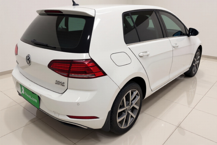 大众 高尔夫 2020款 200TSI DSG舒适进取版车身外观7