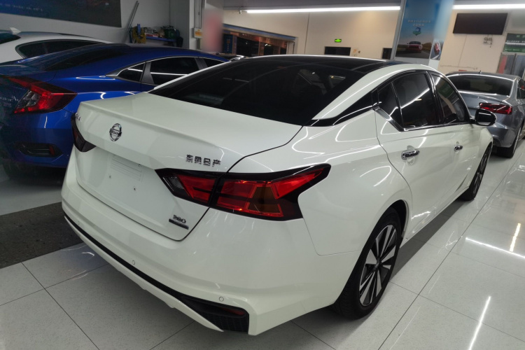 日产 天籁 2021款 2.0T XL Upper AD1 智享领航版车身外观7