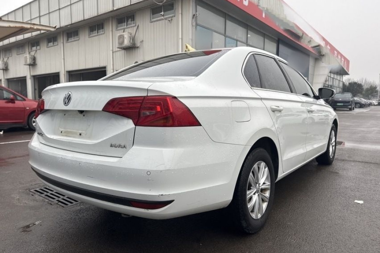 大众 宝来 2016款 1.6L 自动时尚型车身外观6004