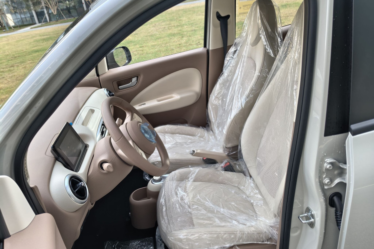 五菱汽车 宏光MINIEV 2025款 四门版 进阶款局部细节19