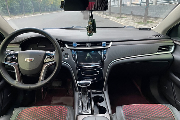 凯迪拉克XTS 2018款 28T 精英型中控内饰7005