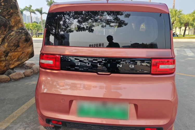 五菱汽车 宏光MINIEV 2021款 马卡龙时尚款 三元锂车身外观6