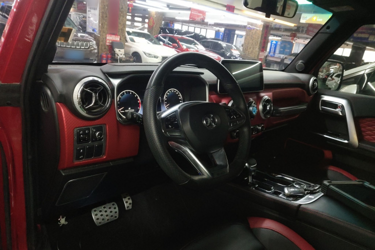 北京越野 北京BJ40 2018款 PLUS 2.3T 自动四驱尊享版 国V中控内饰12