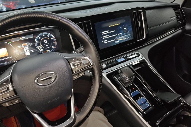 广汽传祺 传祺M8 2021款 领秀系列 390T 尊贵版中控内饰12