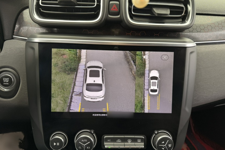 领克03 2019款 2.0TD 自动劲Pro版局部细节9004