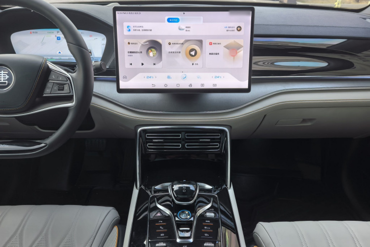 比亚迪 唐新能源 2022款 EV 600KM 尊享型局部细节16