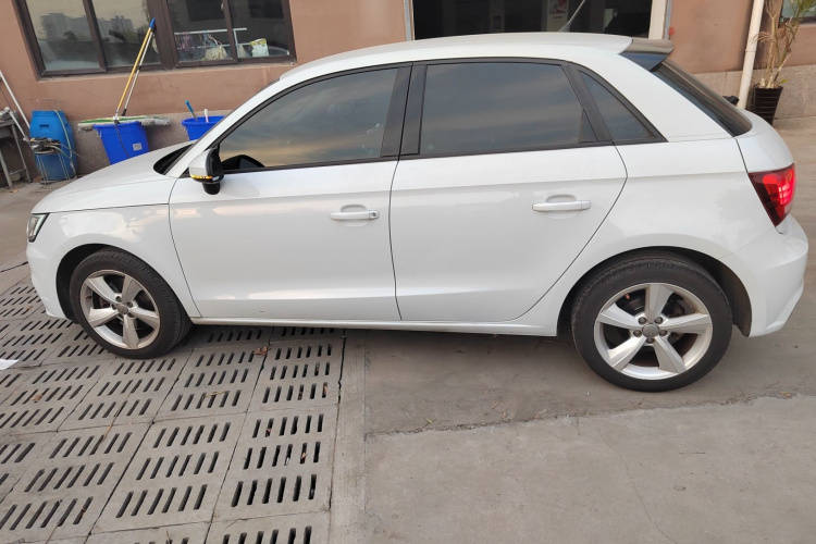 奥迪A1 2016款 30 TFSI Sportback Design风尚版车身外观6003