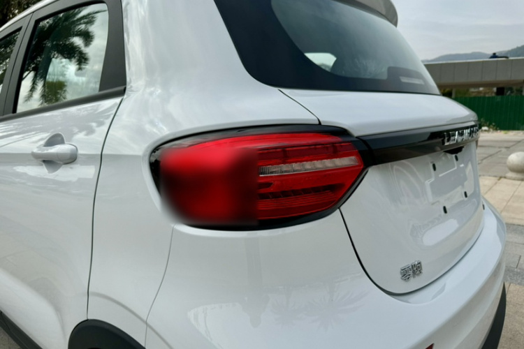 零跑汽车 零跑T03 2025款 310舒享版车身外观6012