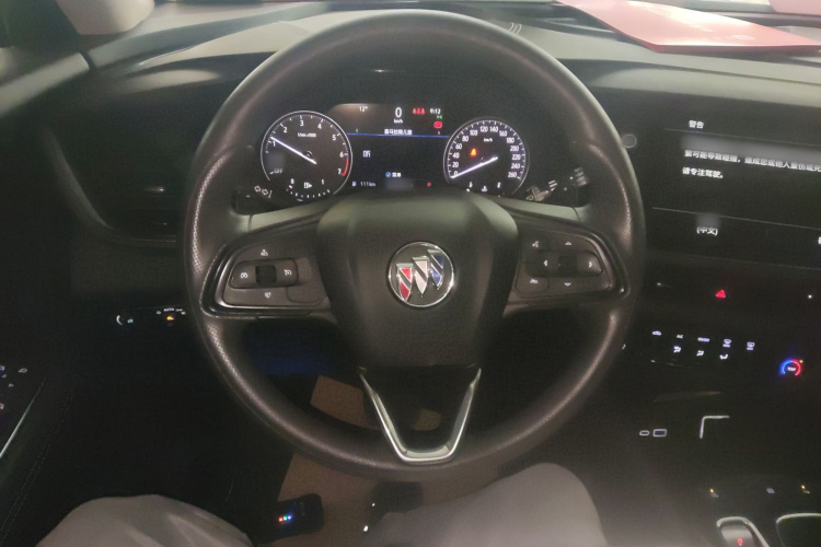 别克 2022款 改款 昂科威S 552T 两驱精英型中控内饰13