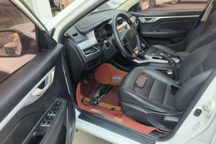 吉利汽车 远景 2019款 升级版 1.5L 手动豪华型 国VI中控内饰20