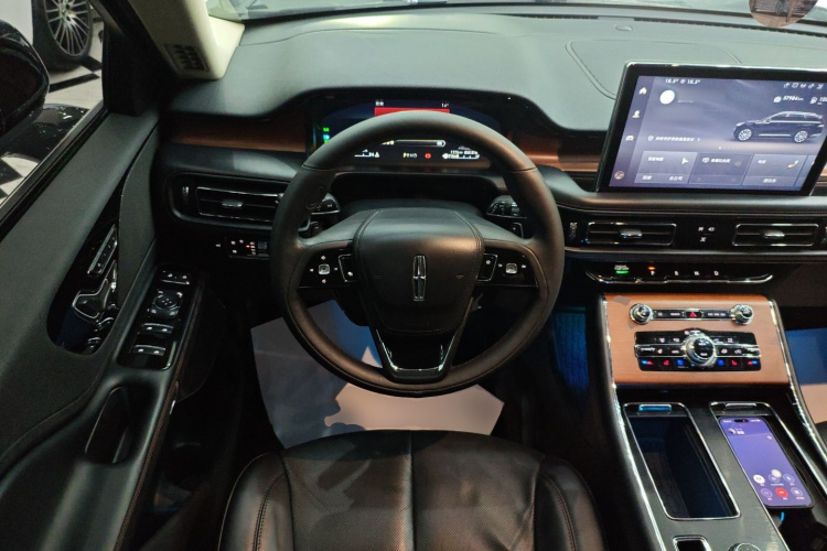 林肯 飞行家 2021款 3.0T V6 四驱尊享版中控内饰13