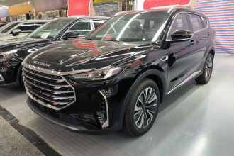 捷途X70 PLUS 2025款 1.5T CVT旗舰PRO 5座