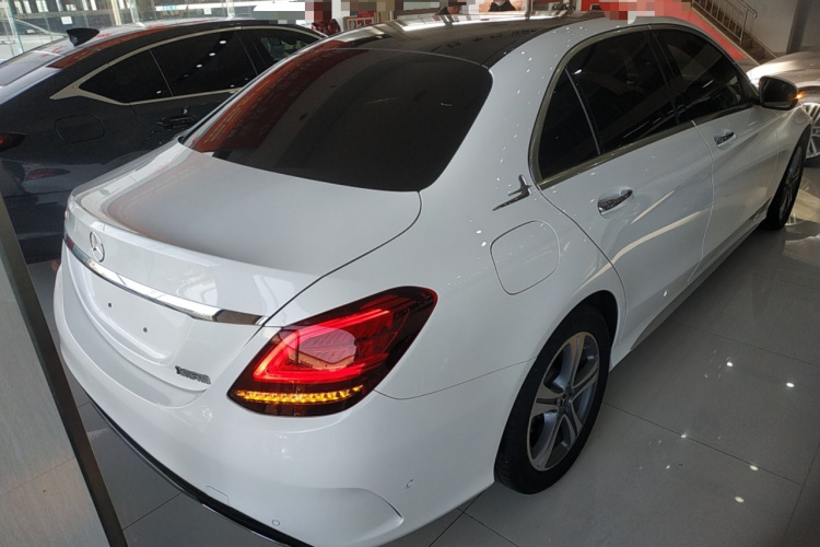 奔驰C级 2021款 C 260 L 运动版车身外观6005
