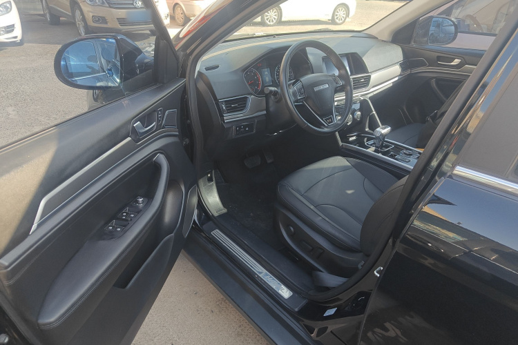 哈弗H6 2018款 红标 运动版 1.5T 自动两驱精英型中控内饰20