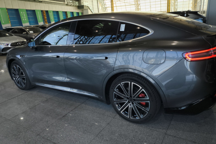 鸿蒙智行 智界R7 2025款 增程 331km Ultra车身外观4