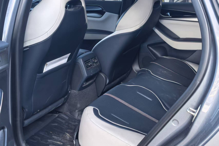 比亚迪 秦PLUS 2023款 冠军版 EV 510KM领先型中控内饰7005