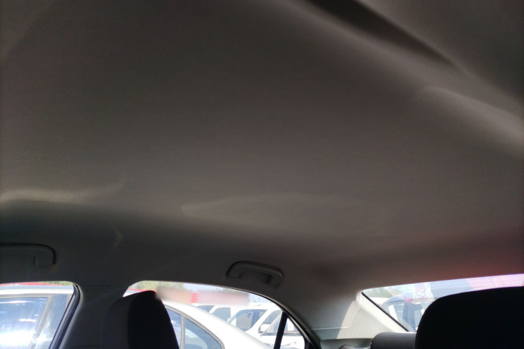 荣威360 2017款 1.5L 手动智屏版中控内饰22