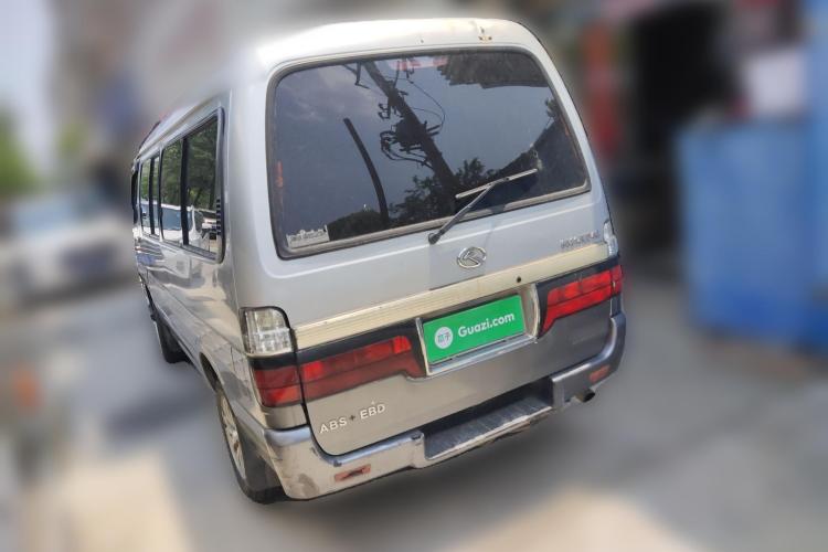 金龙 金威 2014款 2.5T玉柴创享型YC4FB90-P40C车身外观5