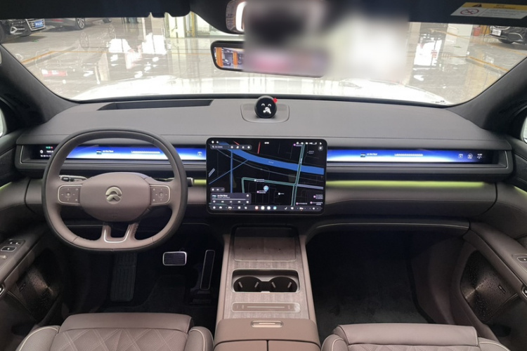 蔚来ES8 2026款 六座行政豪华版中控内饰7005