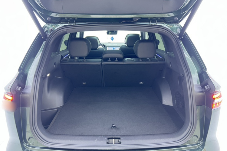 吉利汽车 星越L 2025款 东方曜 2.0TD 自动揽星版局部细节23