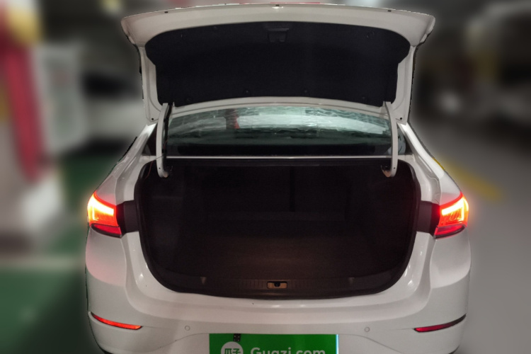 别克 英朗 2018款 18T 自动精英型中控内饰23