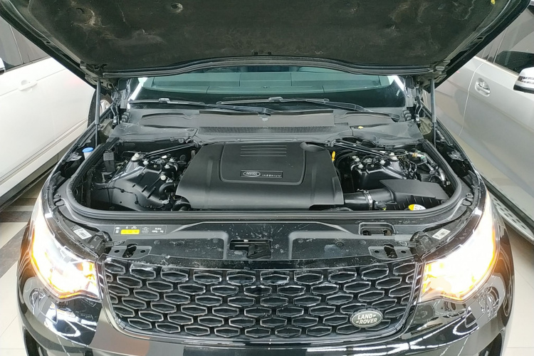 路虎 发现 2020款 2.0T 30周年特别版机舱底盘24