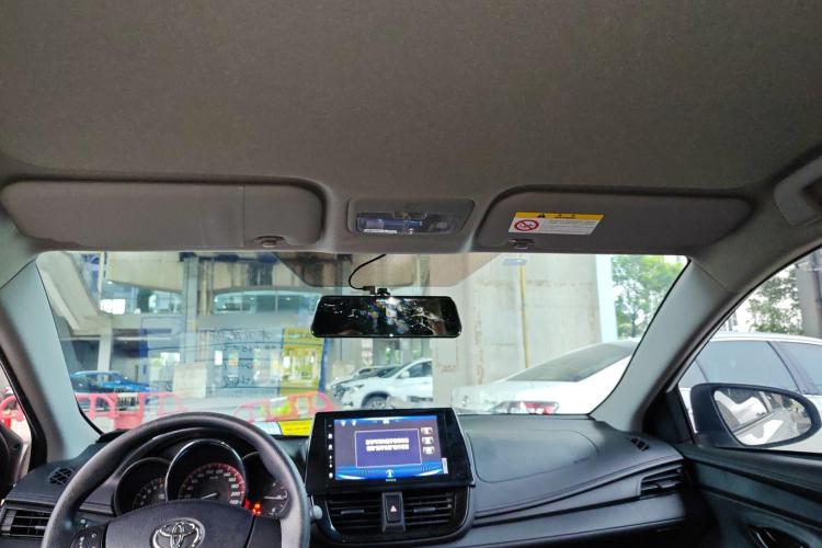 丰田 威驰 2021款 1.5L CVT创行版中控内饰22