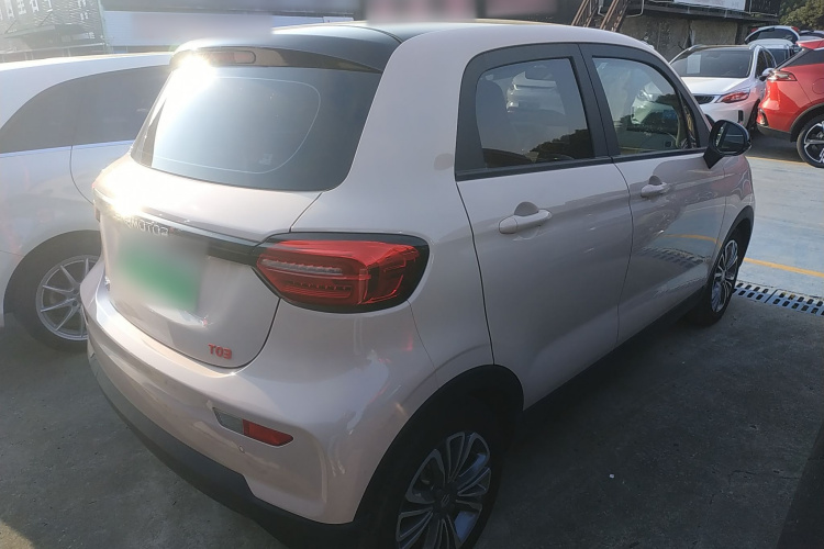 零跑汽车 零跑T03 2024款 403舒享版车身外观6005