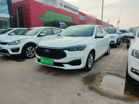 福特 福睿斯 2021款 1.5L 自动黄金版