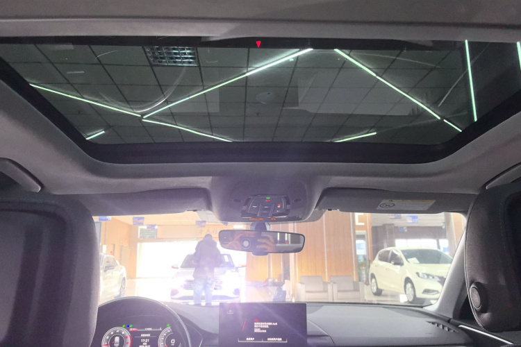 奥迪A4L 2022款 40 TFSI 时尚动感型局部细节22