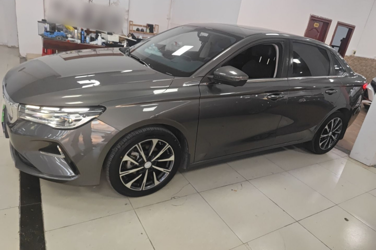 吉利汽车 帝豪 2025款 第4代 1.5L CVT尊贵型车身外观6003