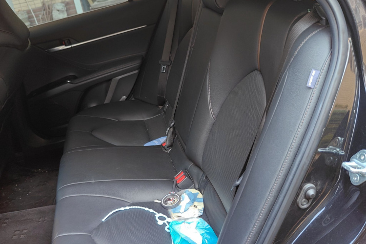 丰田 凯美瑞 2023款 2.0G 豪华版中控内饰21