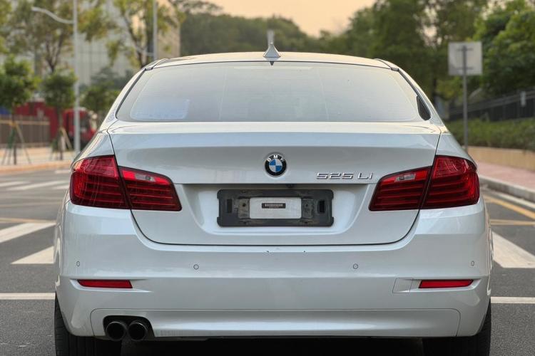 宝马5系 2017款 525Li 领先型车身外观6004
