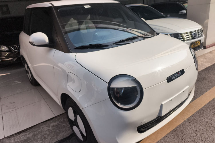 长安启源 长安Lumin 2023款 301km 蜜沁款车身外观3