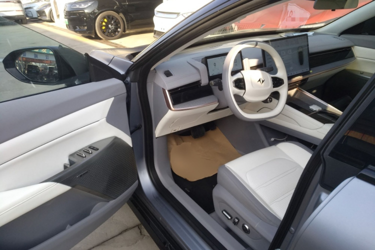 东风奕派 eπ007 2024款 纯电 540四驱Max版中控内饰7003