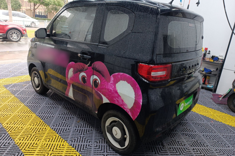 五菱汽车 宏光MINIEV 2022款 悦享款 磷酸铁锂车身外观4