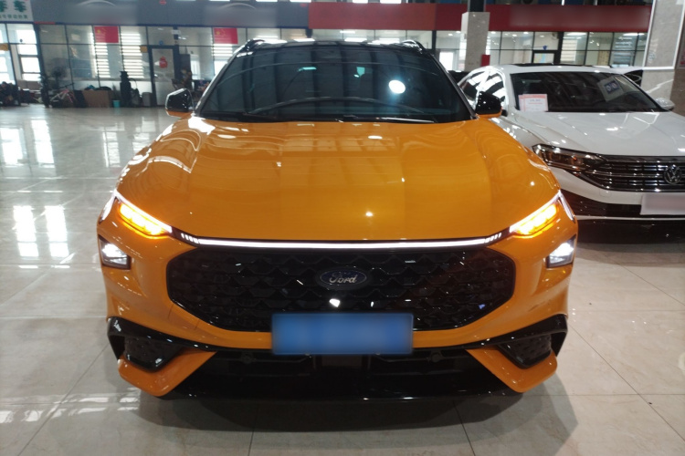 福特 蒙迪欧 2024款 2.0T E-混动运动版 ST-Line车身外观2