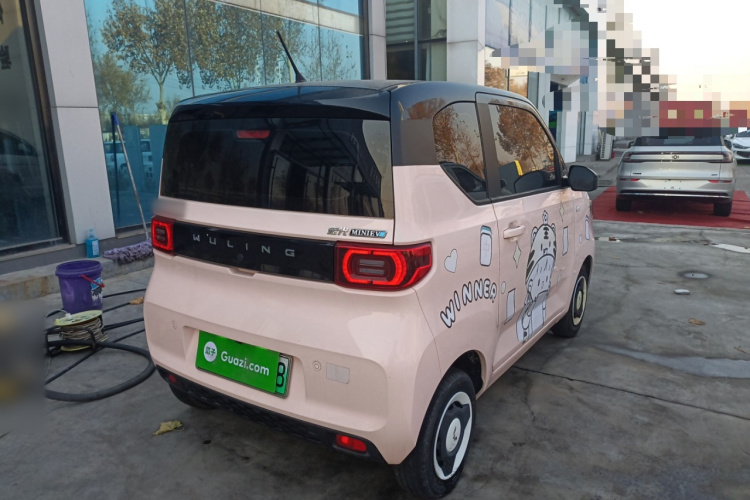 五菱汽车 宏光MINIEV 2022款 马卡龙臻享款 磷酸铁锂车身外观7