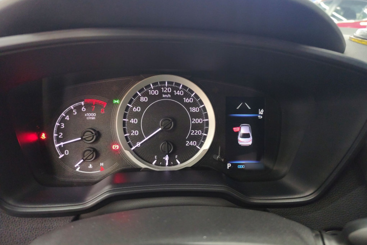 丰田 雷凌 2019款 185T CVT豪华版 国VI局部细节14