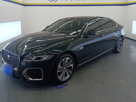 捷豹XFL 2023款 XFL 2.0T P200 两驱精英豪华版